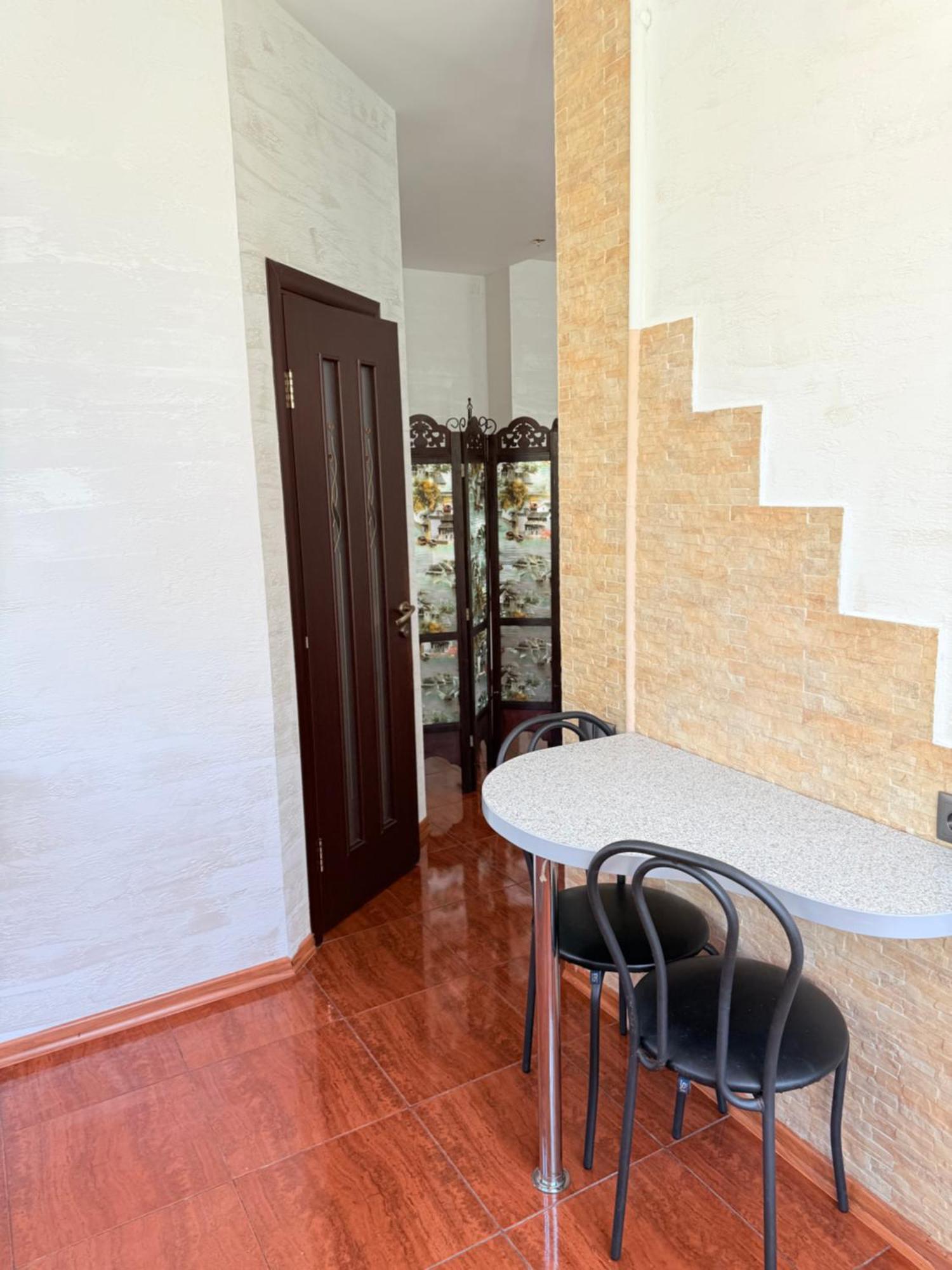 Appartement Светлая Квартира à Odessa Extérieur photo