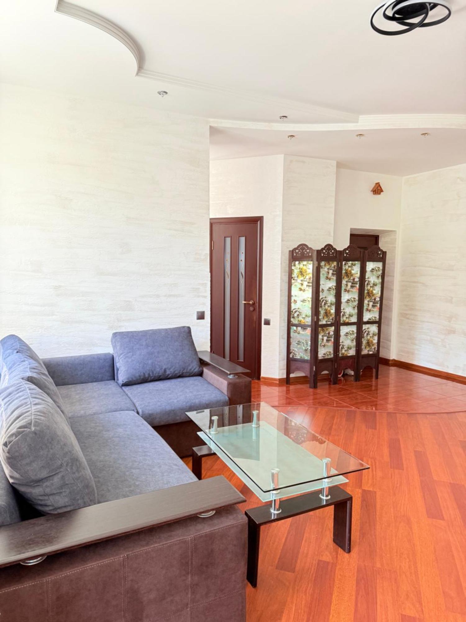 Appartement Светлая Квартира à Odessa Extérieur photo
